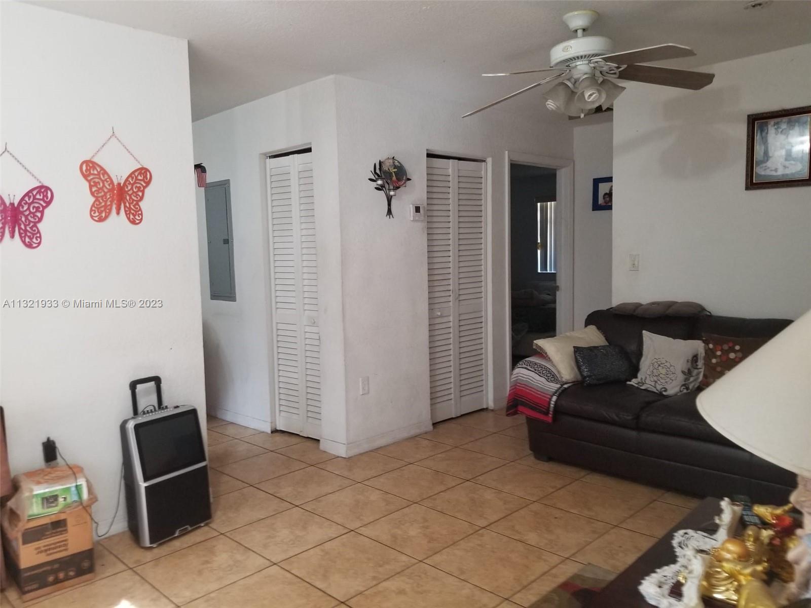 See details / 2090 sq. ft. $ 2023-01-03 0 Photo