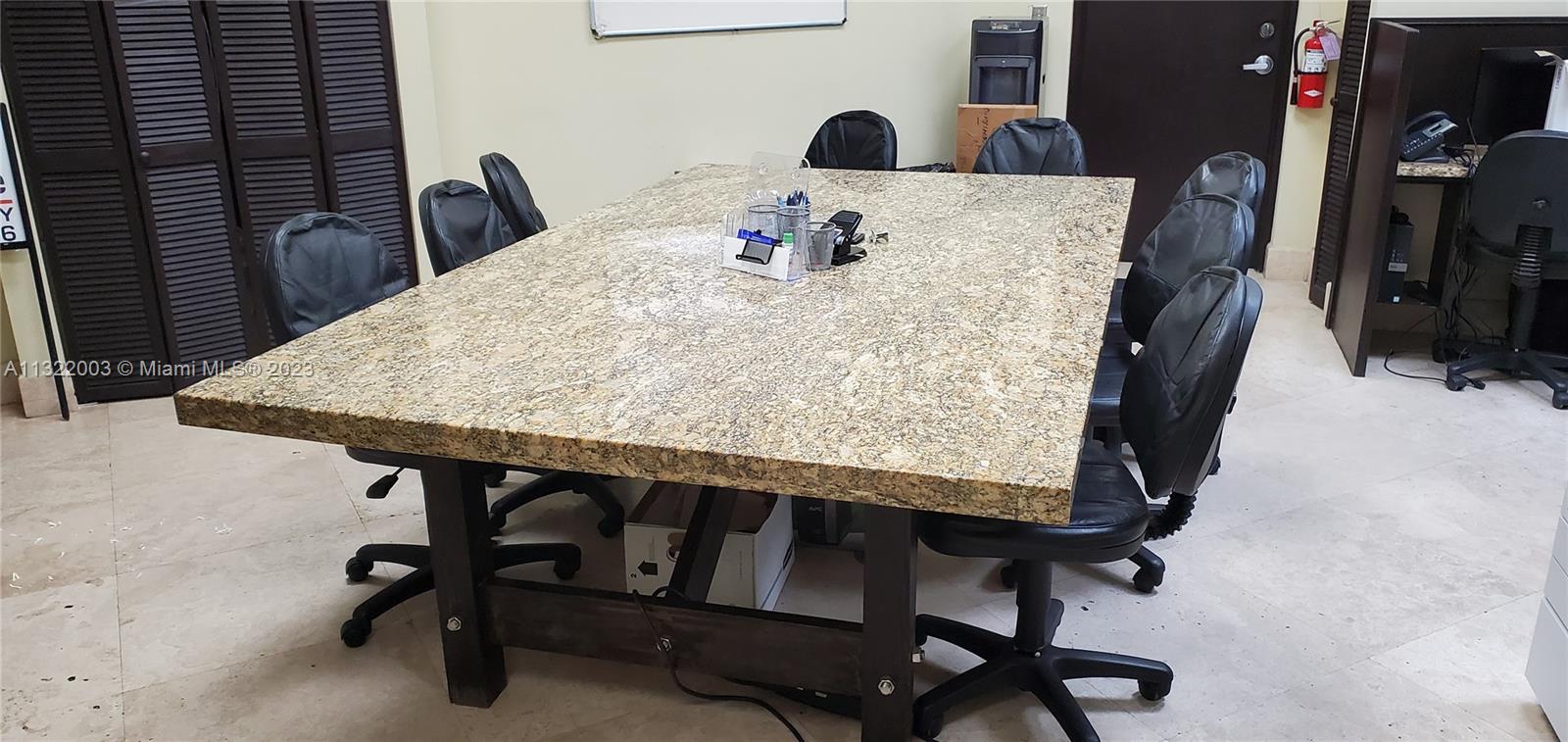 See details 117 / sq. ft. $ 2023-01-03 0 Photo