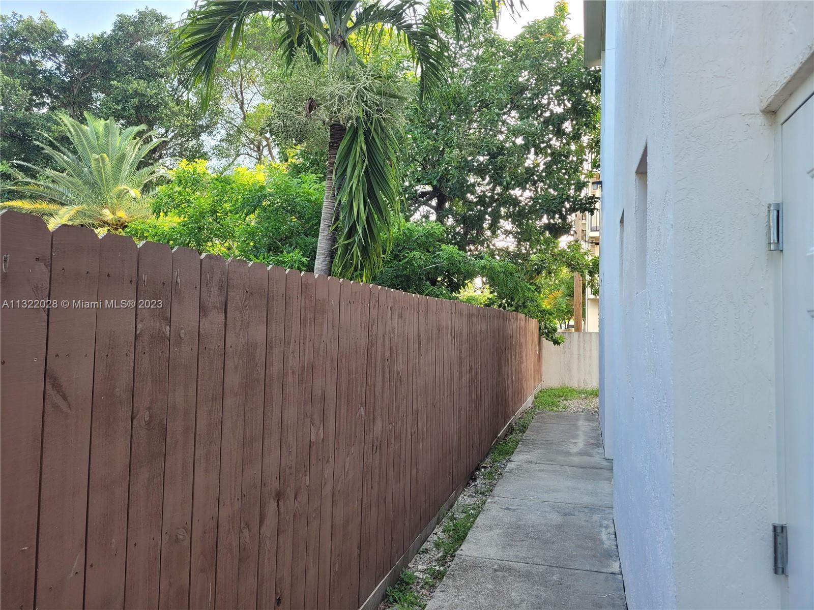 See details / sq. ft. $ 2023-01-03 0 Photo