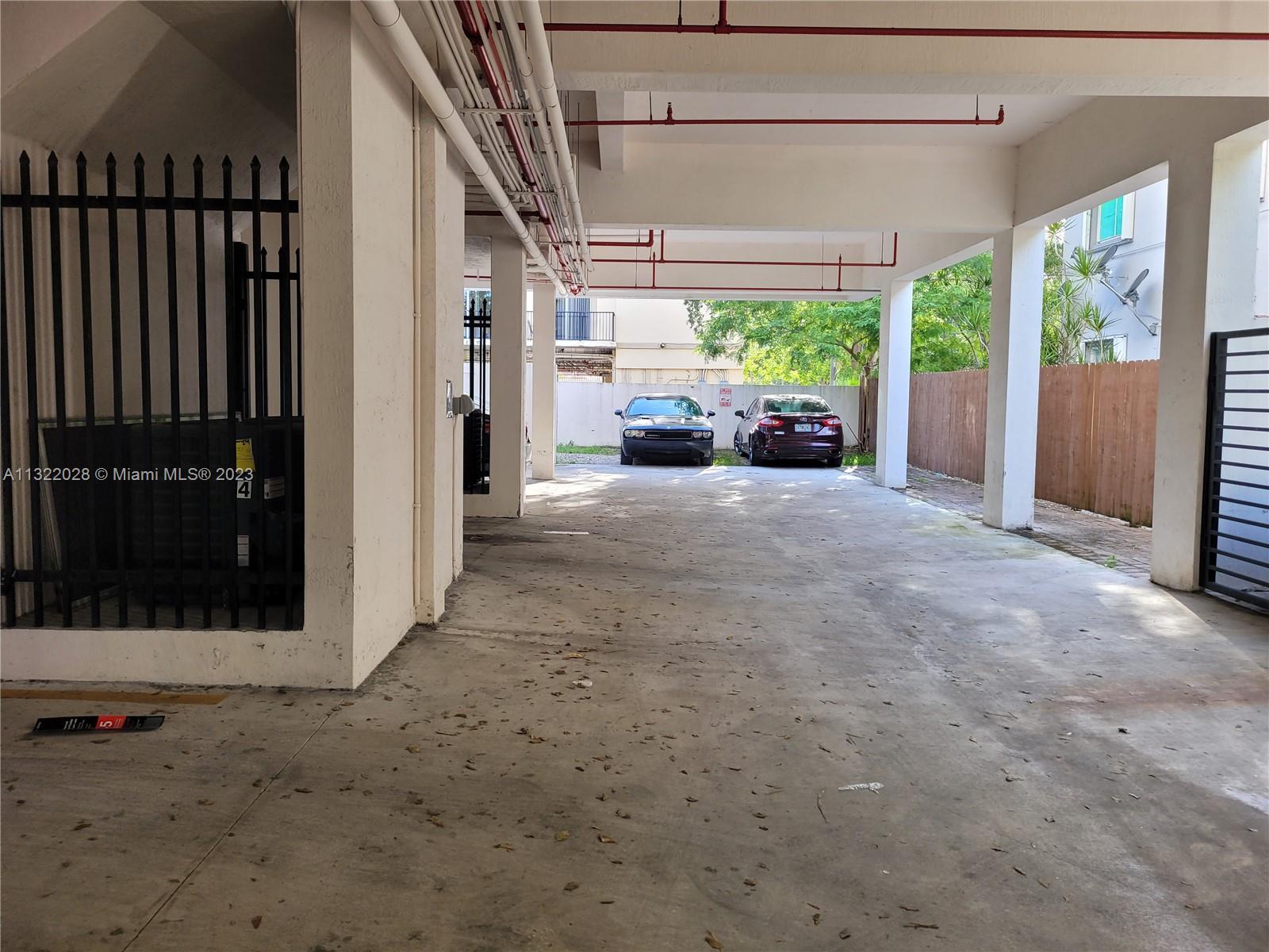 See details / sq. ft. $ 2023-01-03 0 Photo