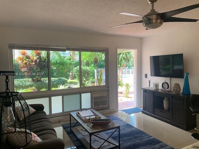 See details / sq. ft. $ 2023-01-04 0 Photo