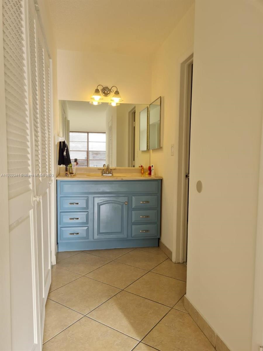 Photo of 3800 Ocean Dr #611, Hollywood, Florida, 33019 -