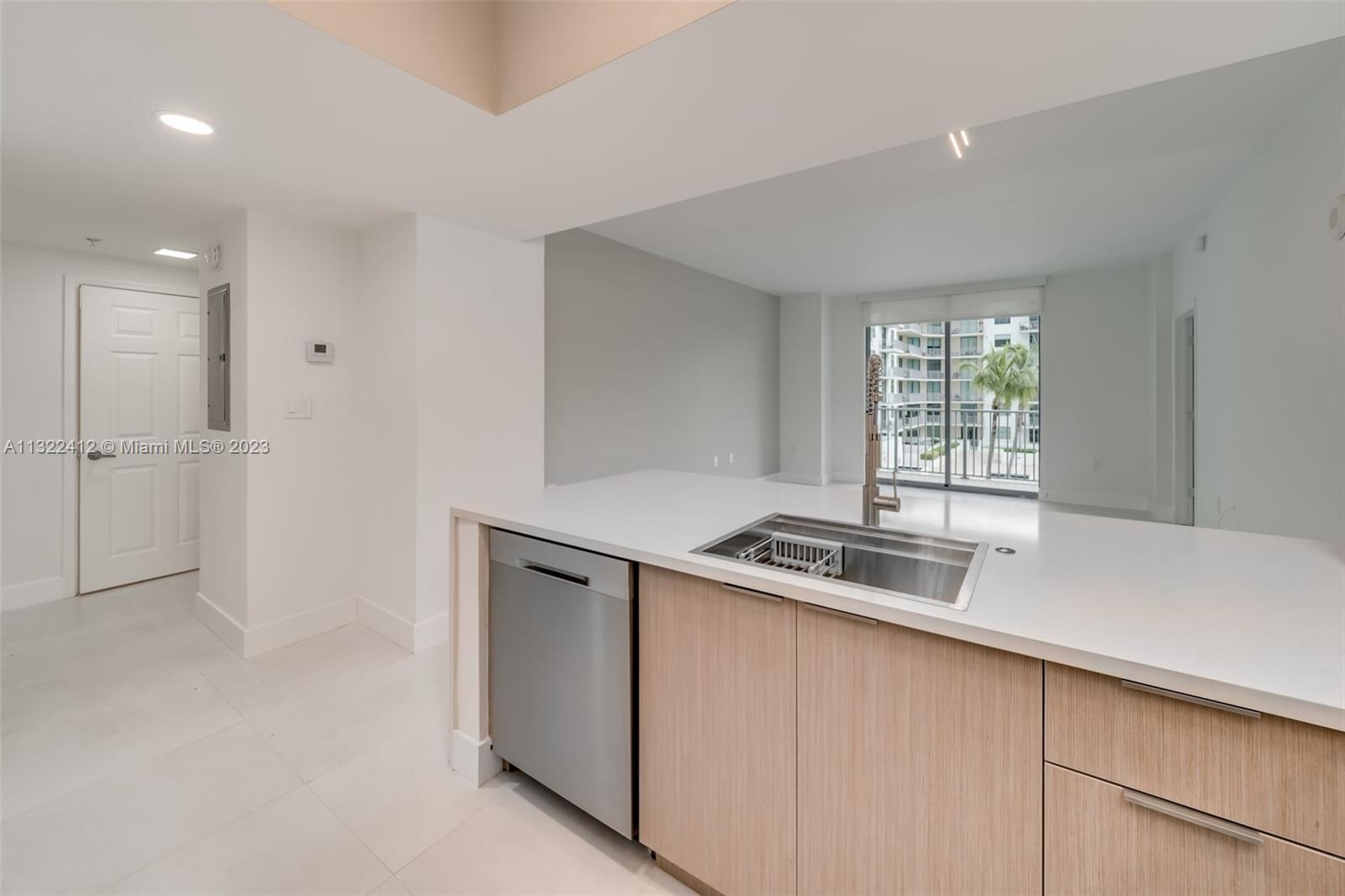 Photo of 140 Dixie Hwy #604, Hollywood, Florida, 33020 -