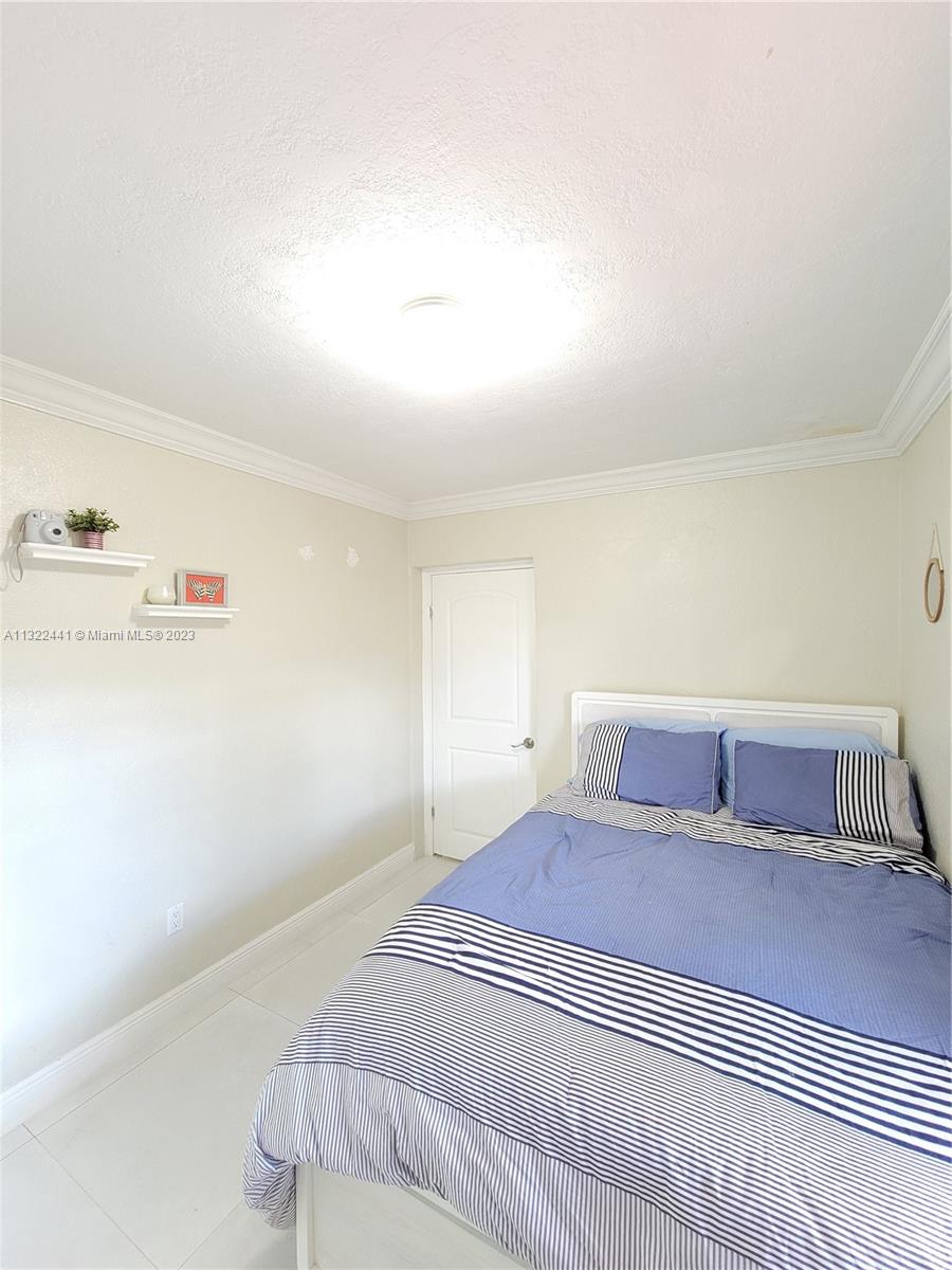 See details / 1876 sq. ft. $ 2023-01-04 0 Photo