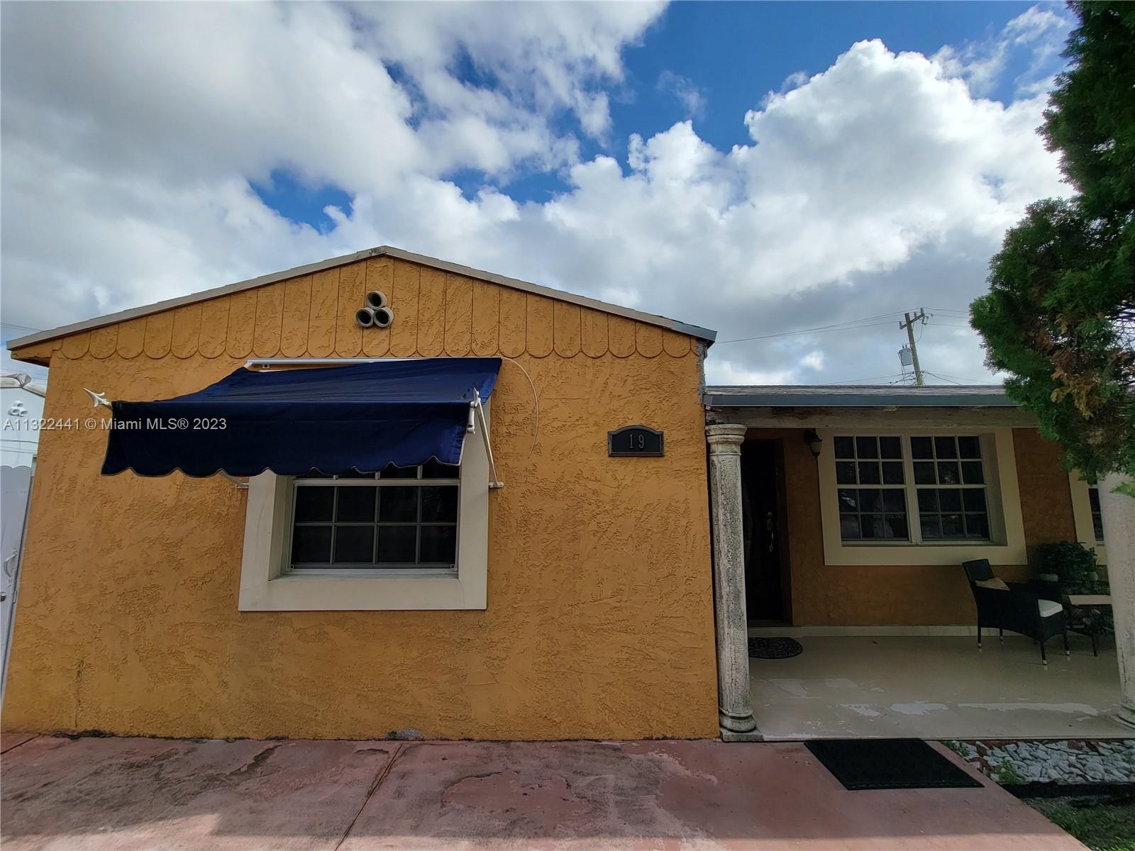 See details / 1876 sq. ft. $ 2023-01-04 0 Photo
