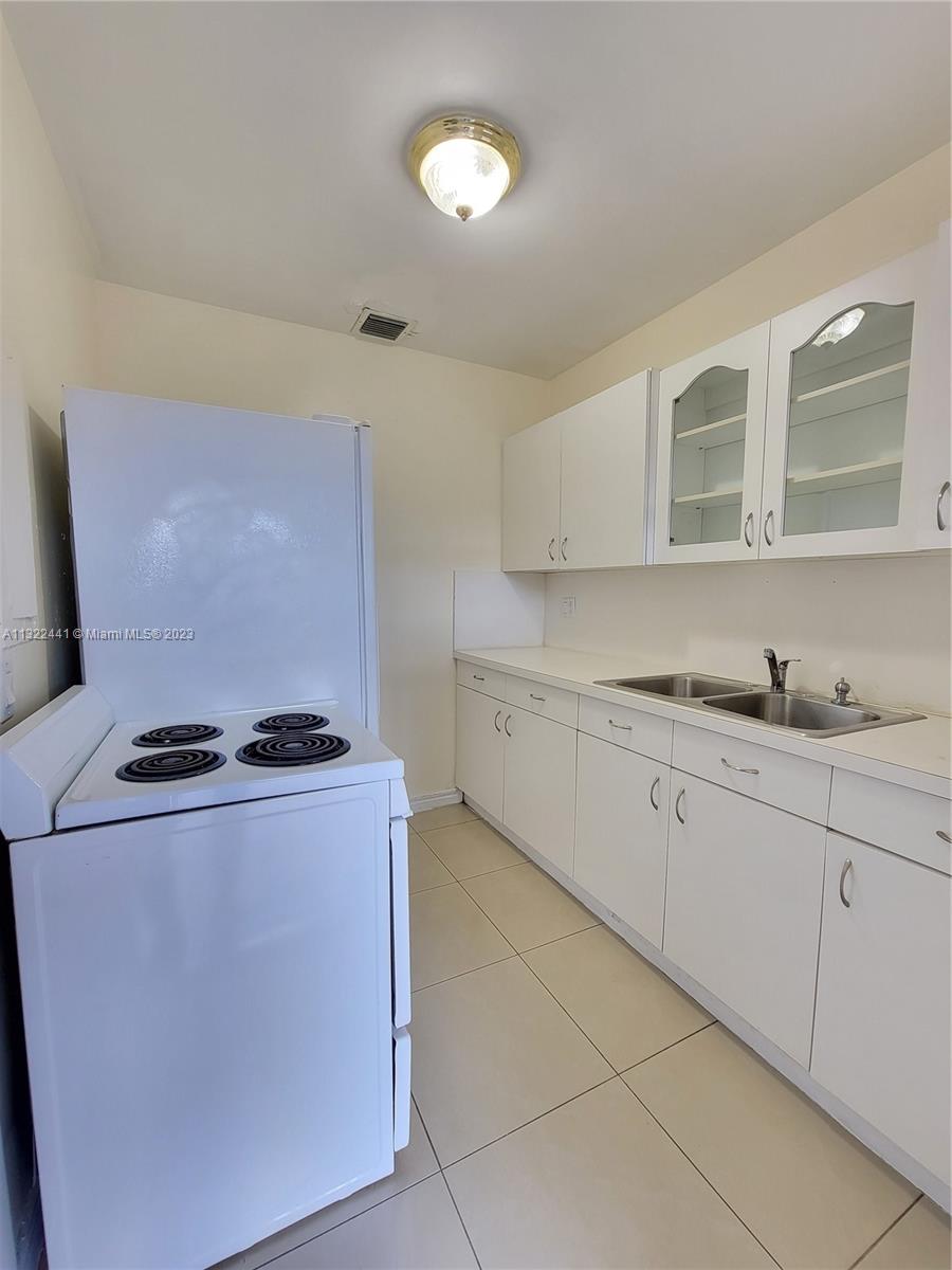 See details / 1876 sq. ft. $ 2023-01-04 0 Photo