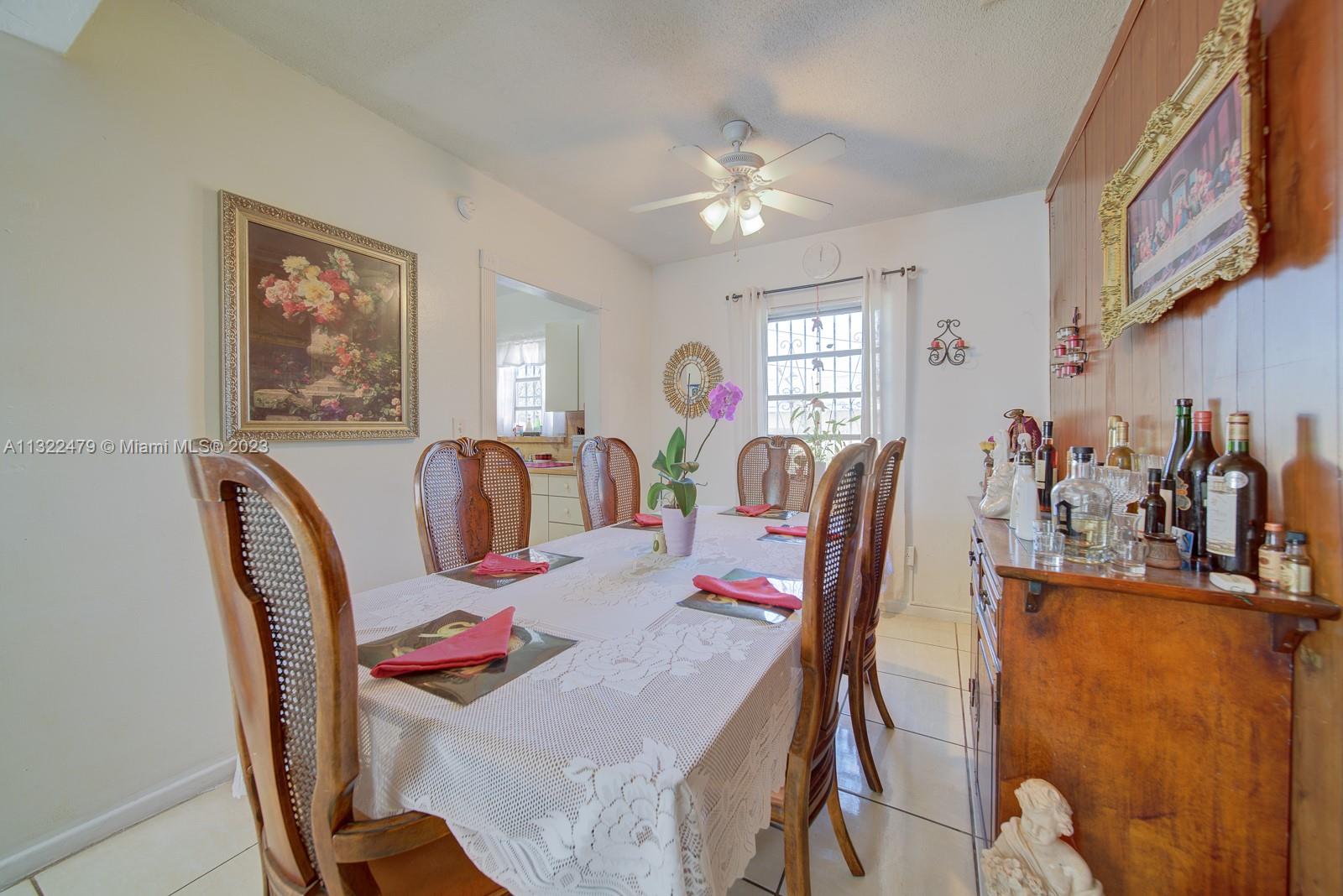 See details / 2304 sq. ft. $ 2023-01-04 0 Photo