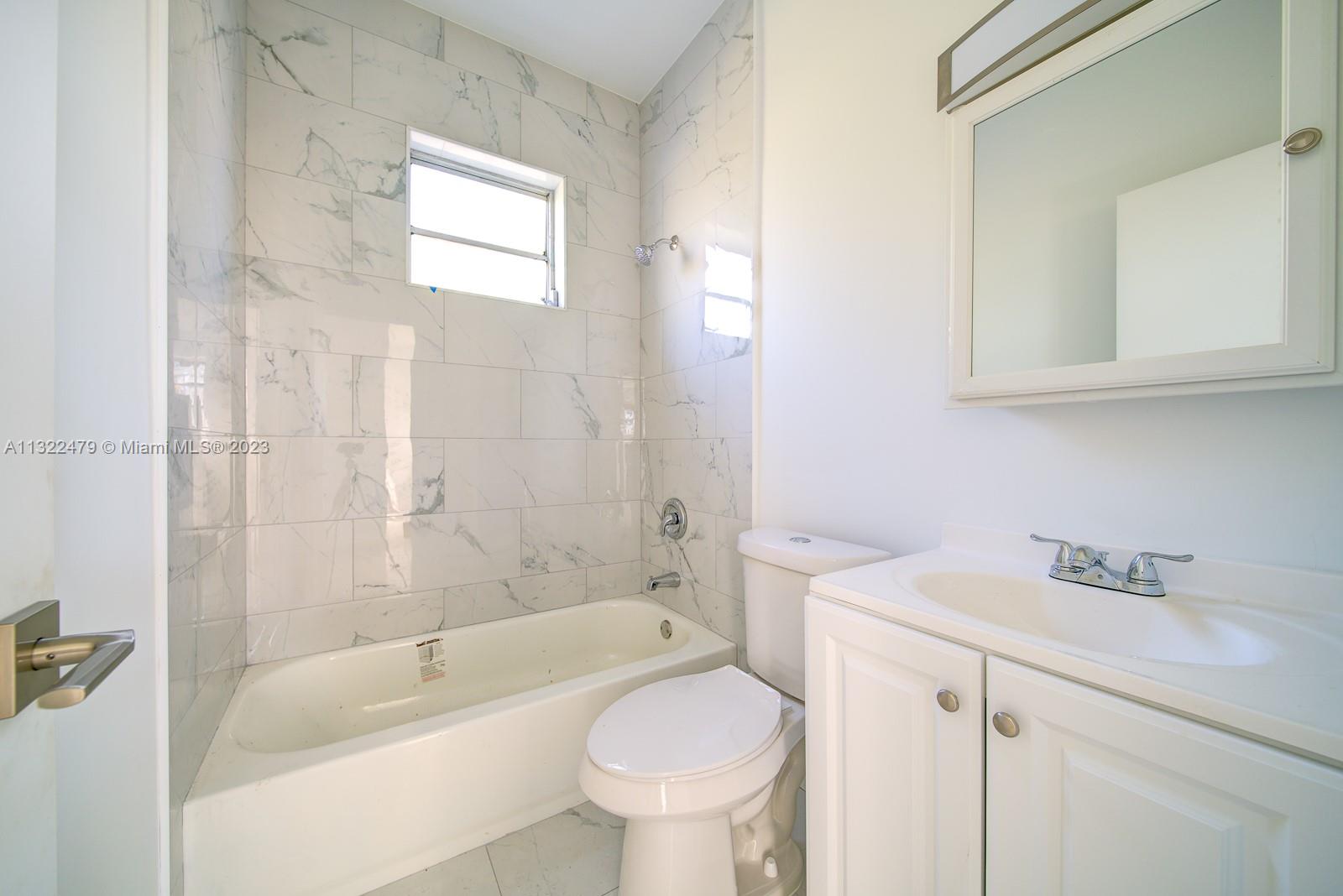 See details / 2304 sq. ft. $ 2023-01-04 0 Photo