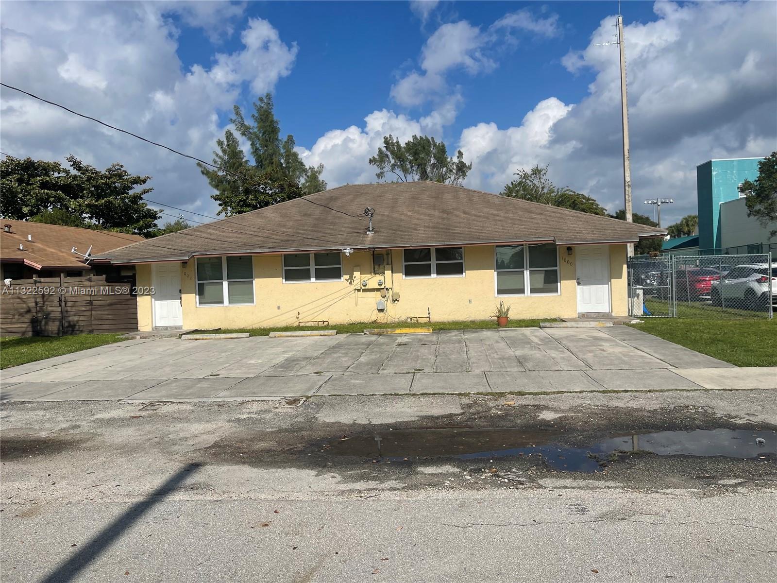 See details / 1861 sq. ft. $ 2023-01-12 0 Photo