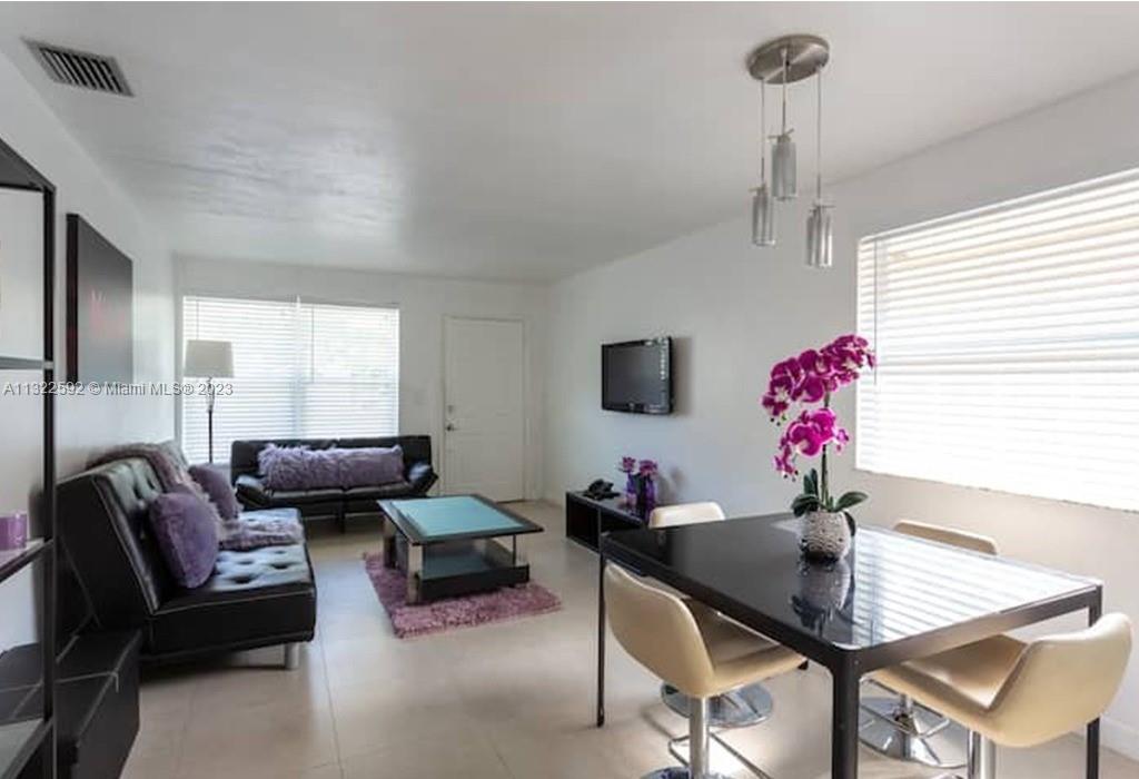 See details / 1861 sq. ft. $ 2023-01-12 0 Photo