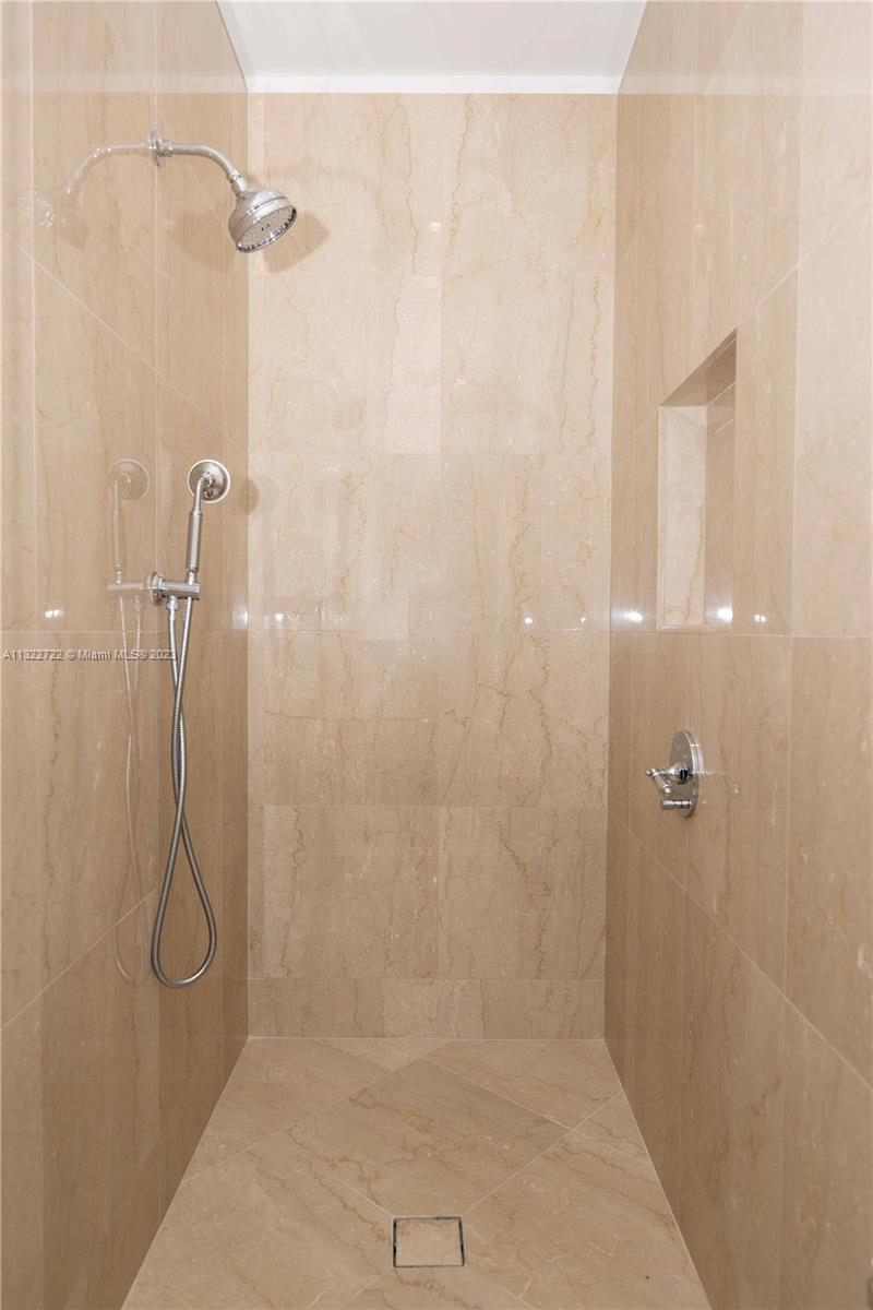 Ver detalles 1404 2 / 3 1571 sq. ft. $ 2023-01-18 0 foto