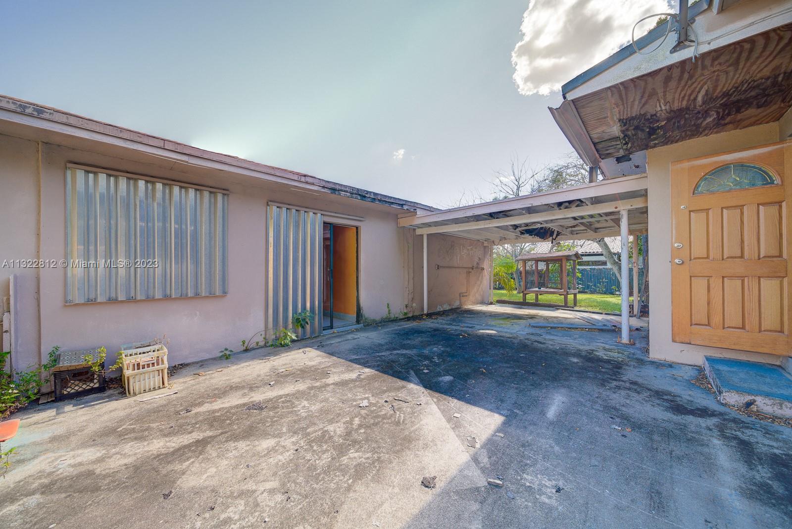 See details / 3842 sq. ft. $ 2023-01-05 0 Photo