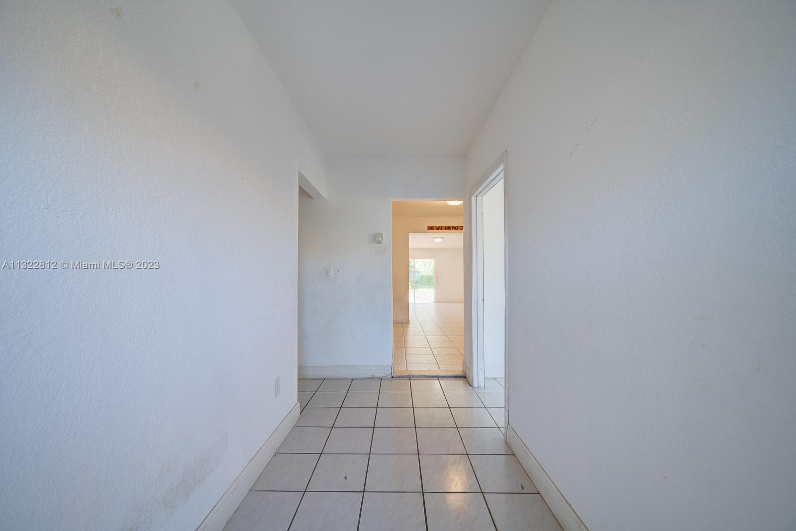 See details / 3842 sq. ft. $ 2023-01-05 0 Photo
