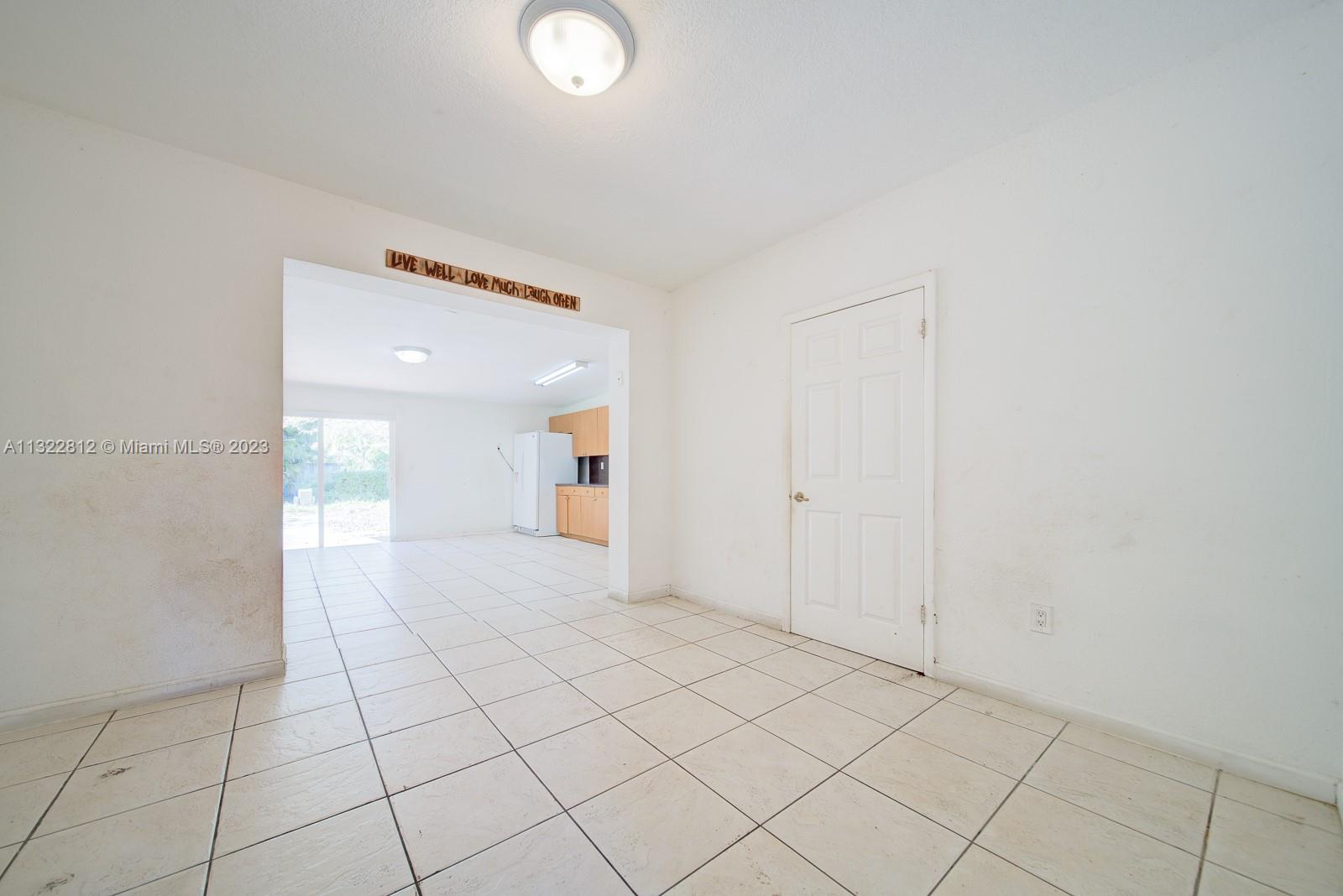 See details / 3842 sq. ft. $ 2023-01-05 0 Photo