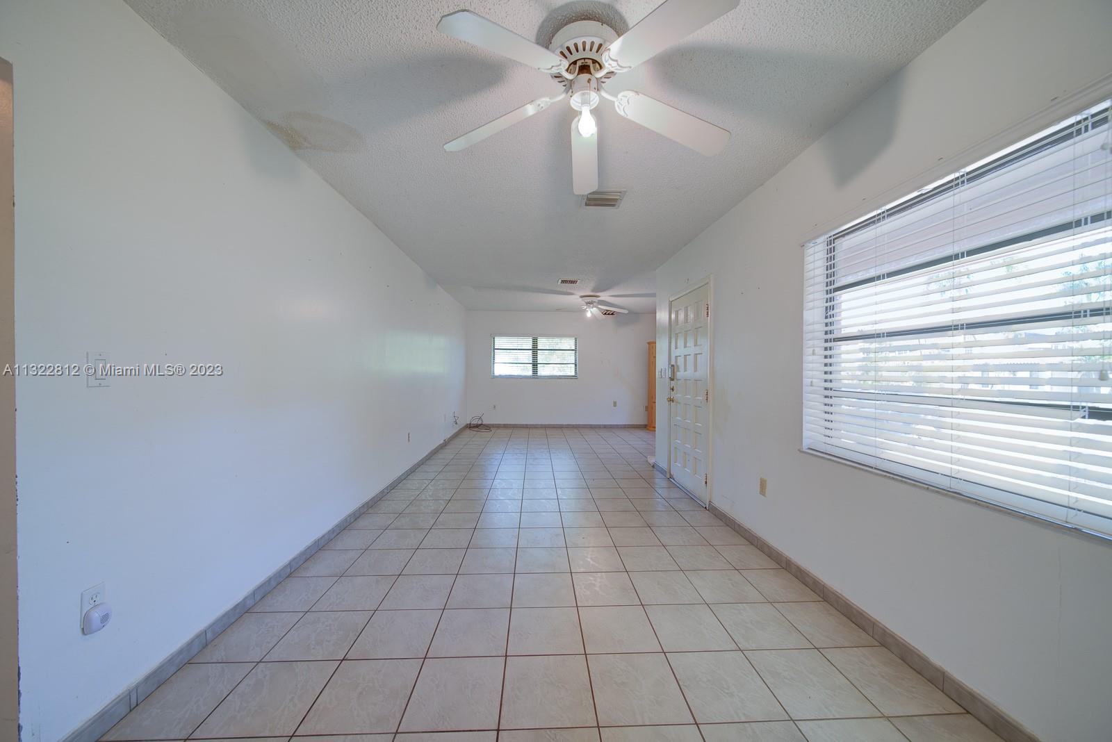 See details / 3842 sq. ft. $ 2023-01-05 0 Photo