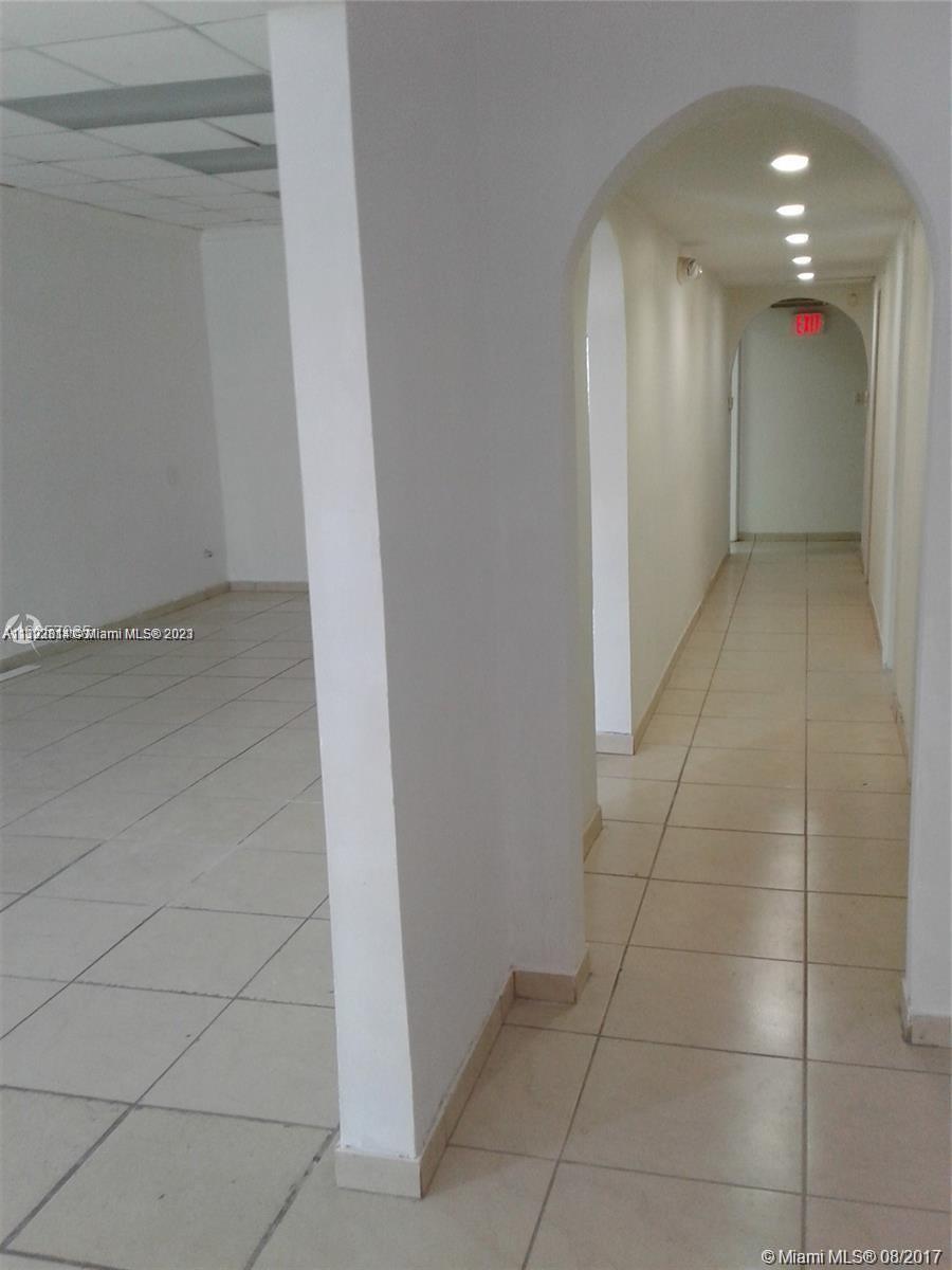 See details 1693 / sq. ft. $ 2023-01-24 0 Photo