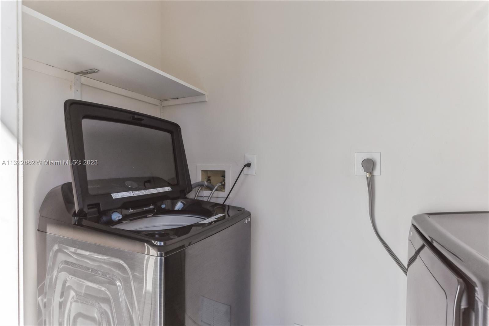 See details / 2202 sq. ft. $ 2023-01-13 0 Photo