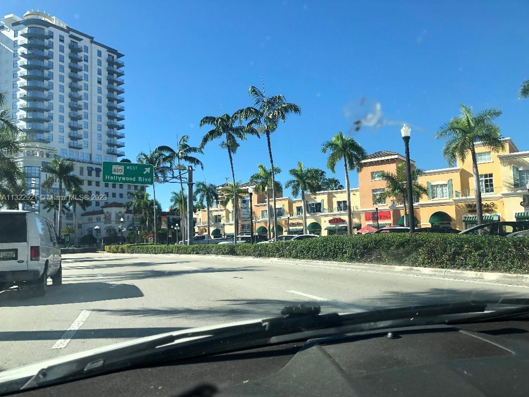 See details / 870 sq. ft. $ 2023-01-05 0 Photo