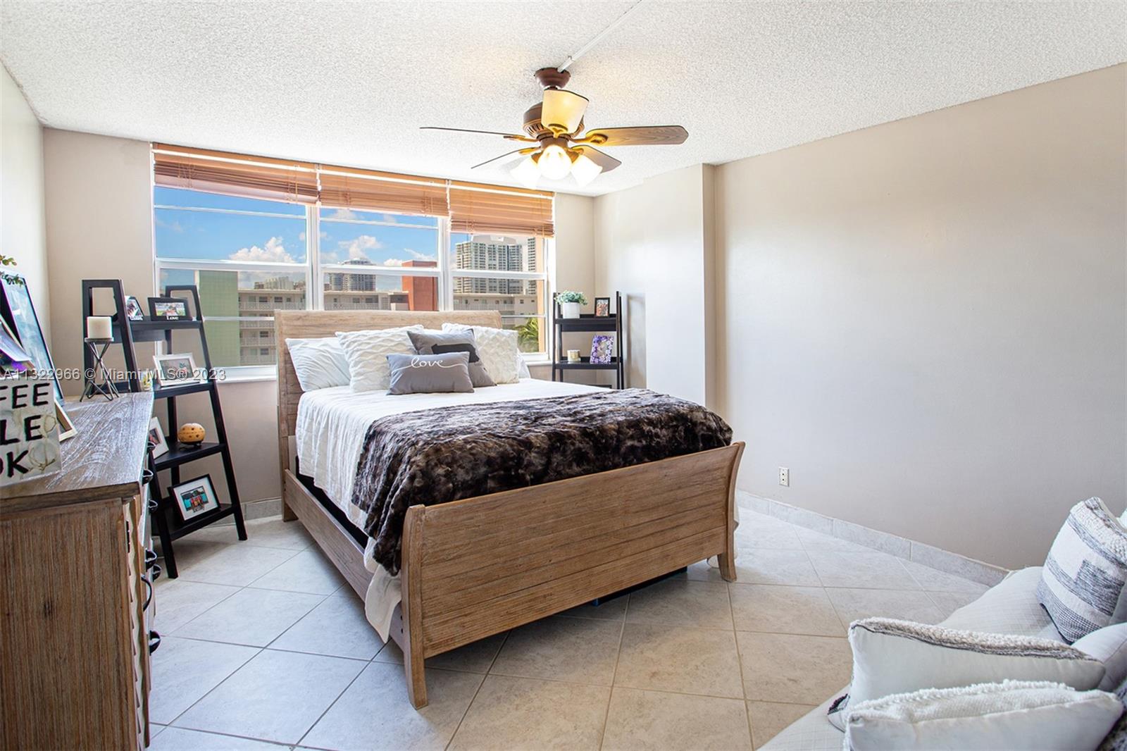 Photo of 3161 Ocean Dr #506, Hallandale Beach, Florida, 33009 -