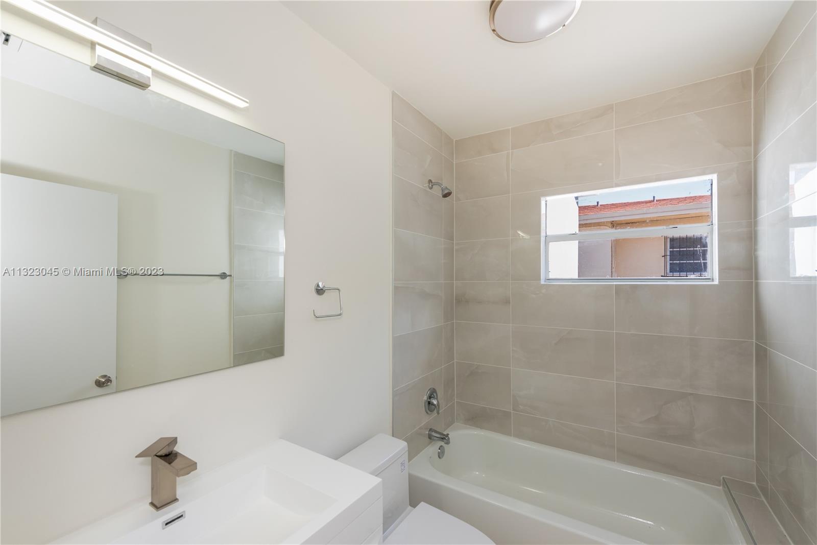 See details / 1199 sq. ft. $ 2023-01-05 0 Photo
