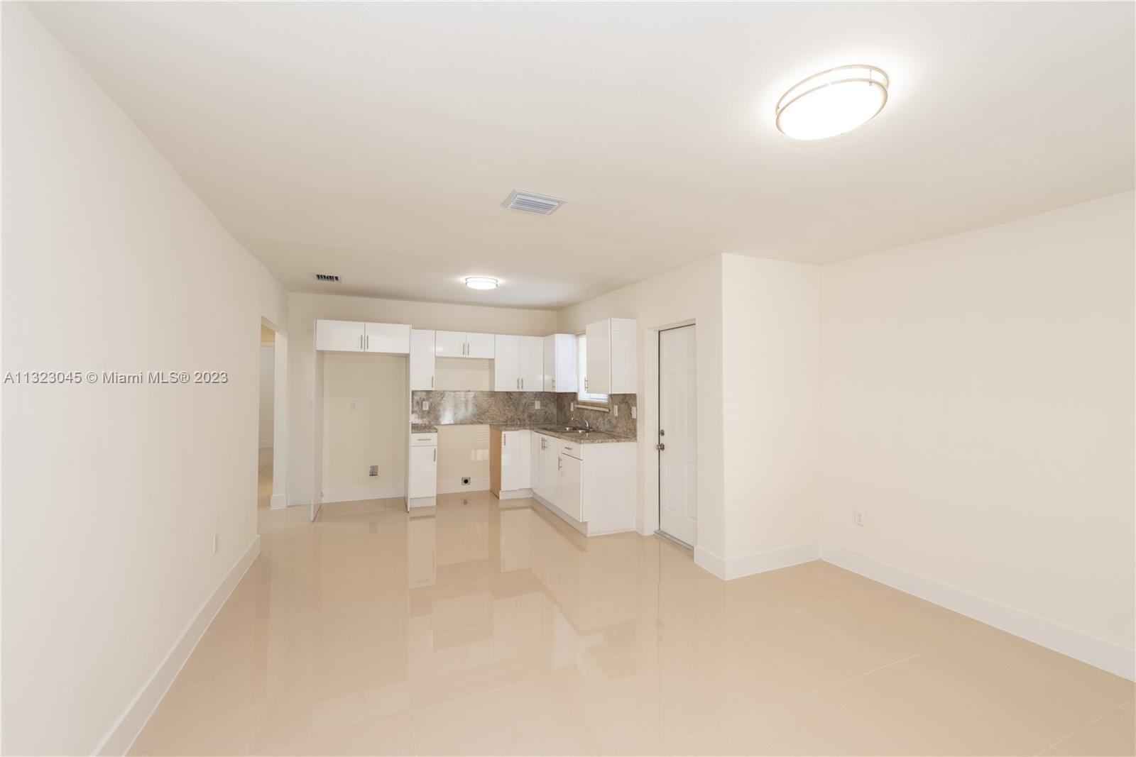 See details / 1199 sq. ft. $ 2023-01-05 0 Photo