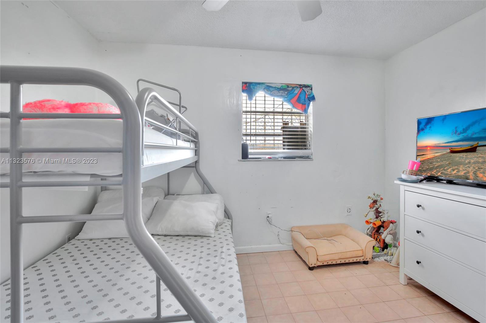 See details / 2355 sq. ft. $ 2023-01-06 0 Photo