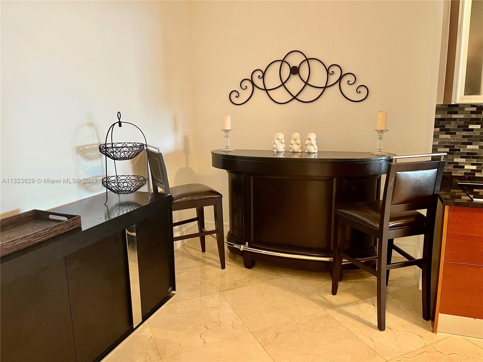 See details 1402 3 / 3 1841 sq. ft. $ 2023-01-06 0 Photo