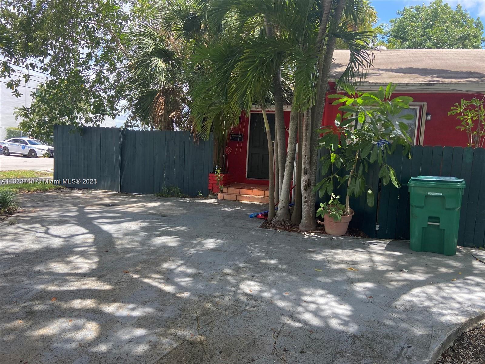 See details / 3150 sq. ft. $ 2023-01-07 0 Photo