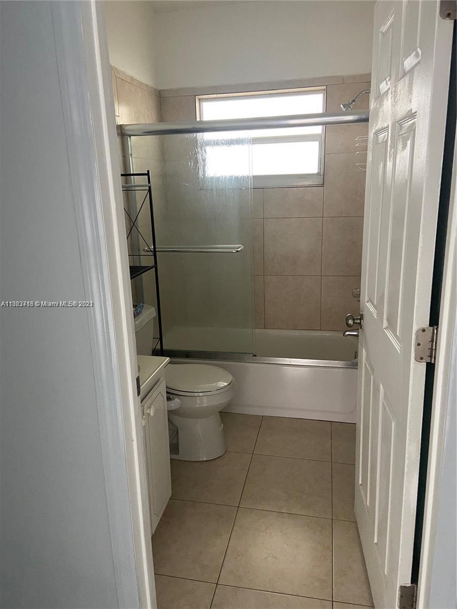 See details / 3150 sq. ft. $ 2023-01-07 0 Photo