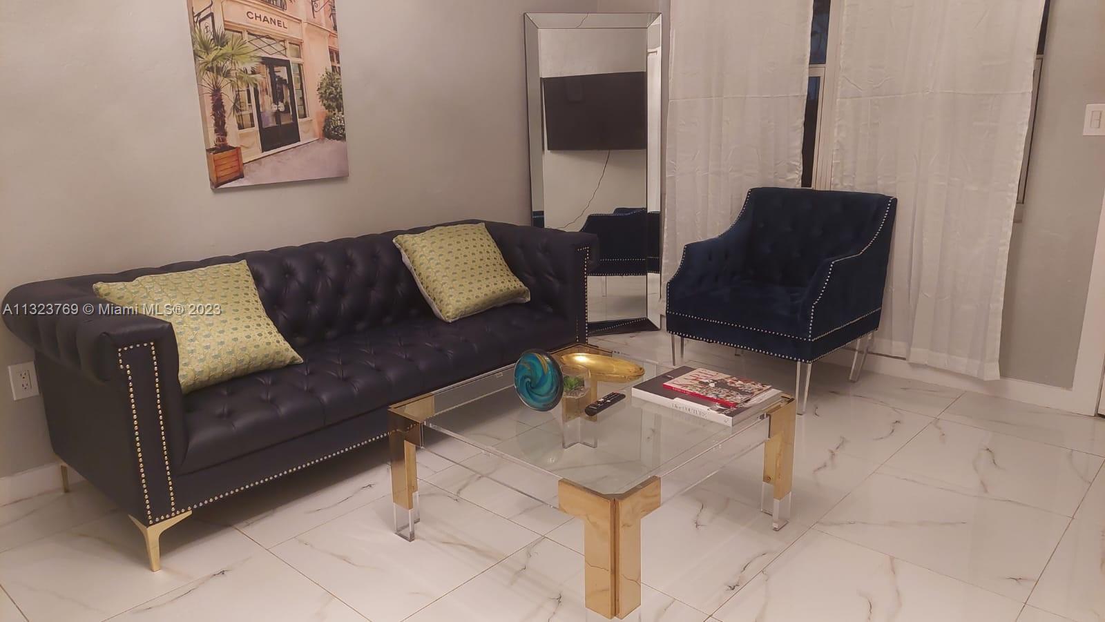 See details / 490 sq. ft. $ 2023-01-07 0 Photo