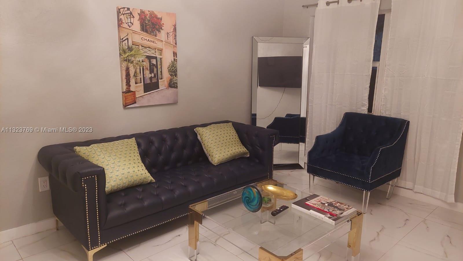 See details / 490 sq. ft. $ 2023-01-07 0 Photo