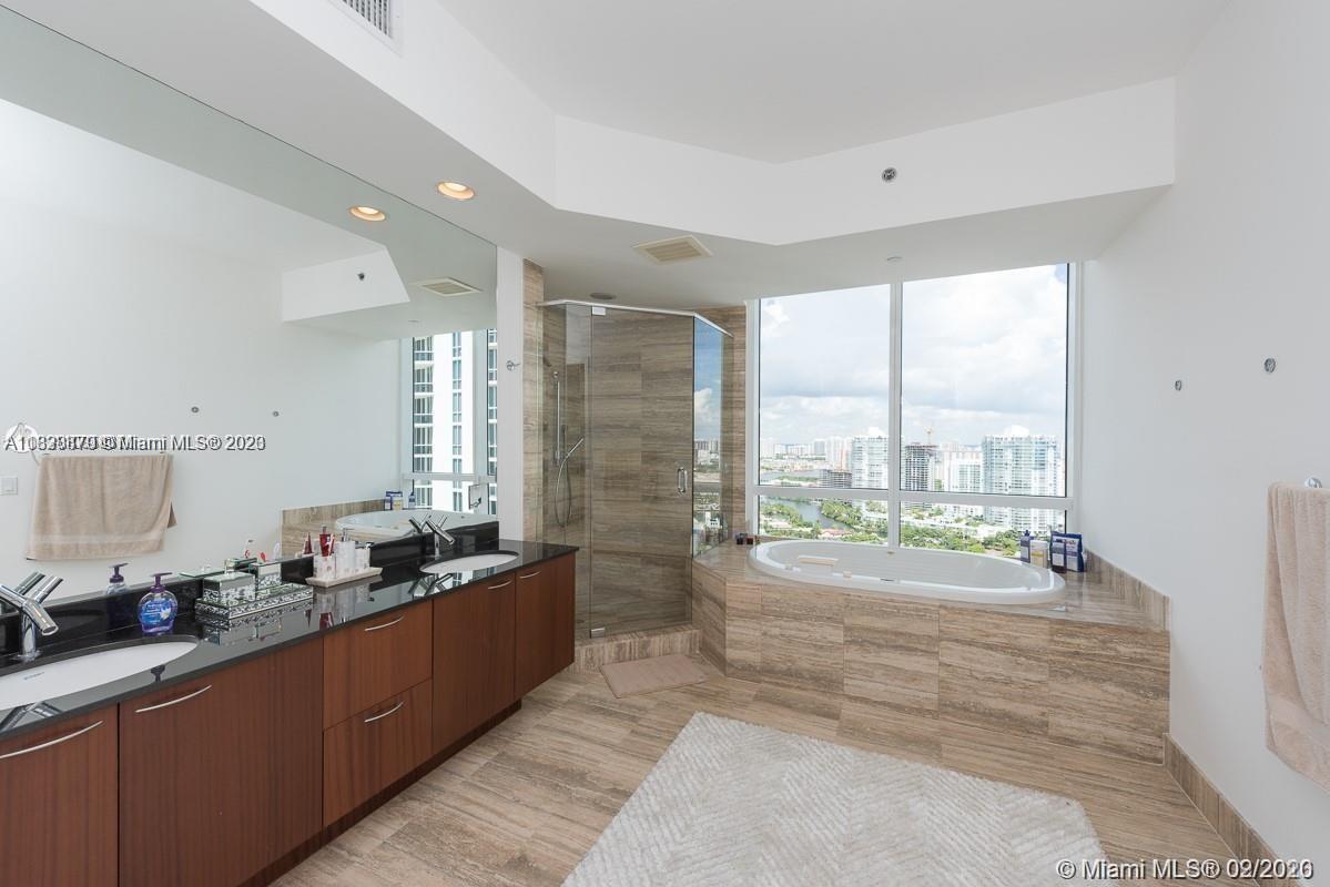 See details 2504 3 / 4 2327 sq. ft. $ 2023-01-07 0 Photo
