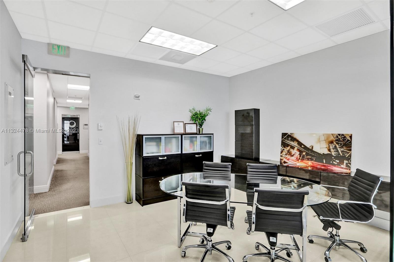 See details 1518 / sq. ft. $ 2023-01-09 0 Photo