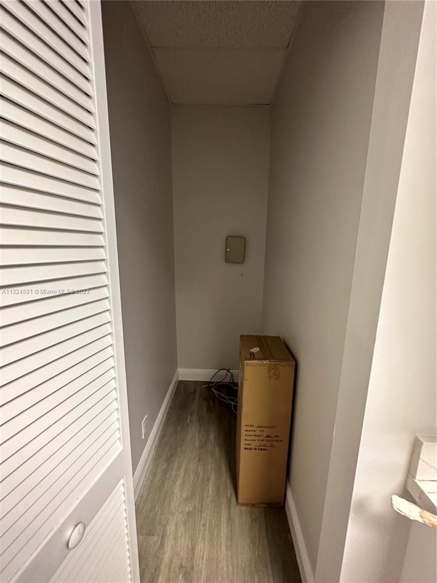 See details 111 / sq. ft. $ 2023-01-09 0 Photo