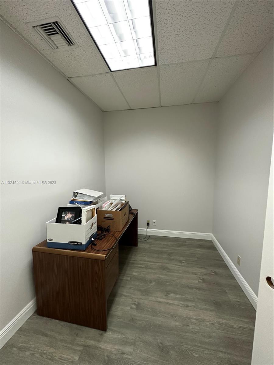 See details 111 / sq. ft. $ 2023-01-09 0 Photo