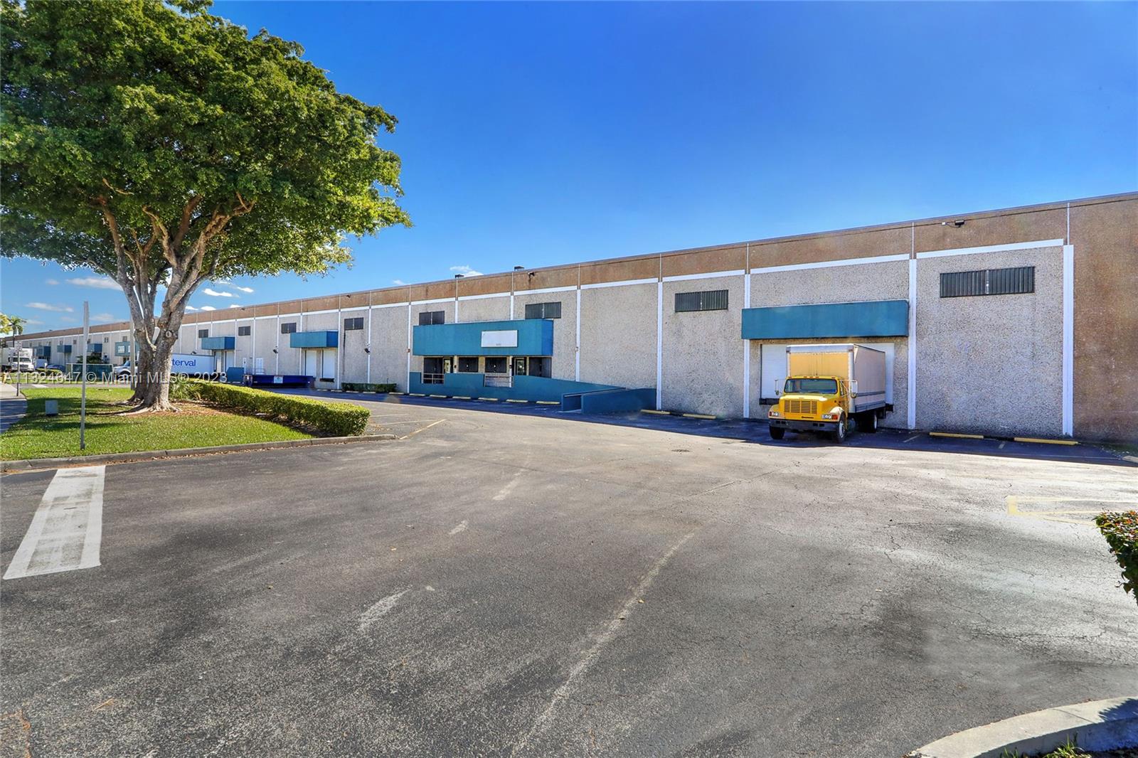 See details / sq. ft. $ 2023-01-09 0 Photo