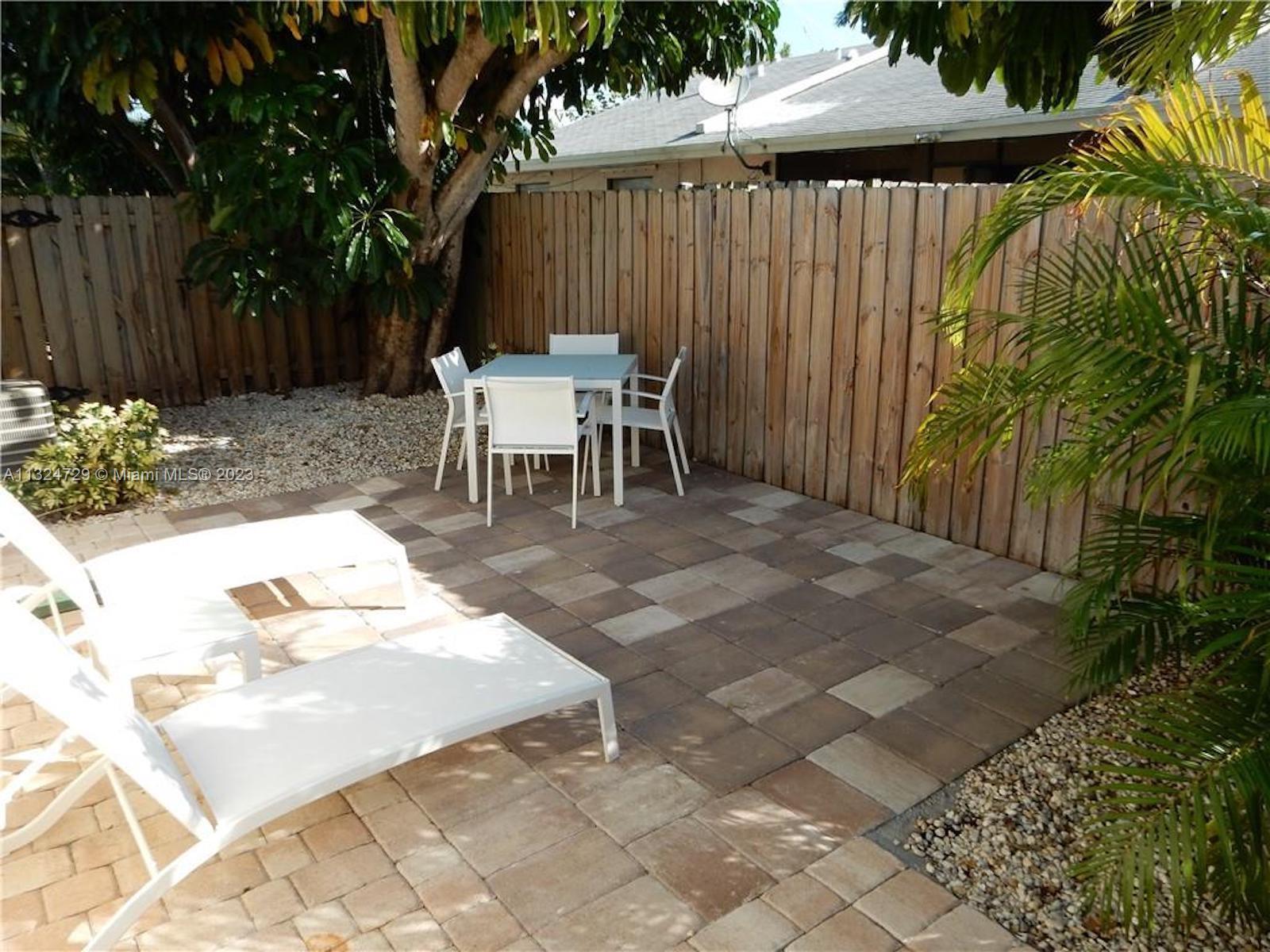 See details / 4577 sq. ft. $ 2023-01-23 0 Photo