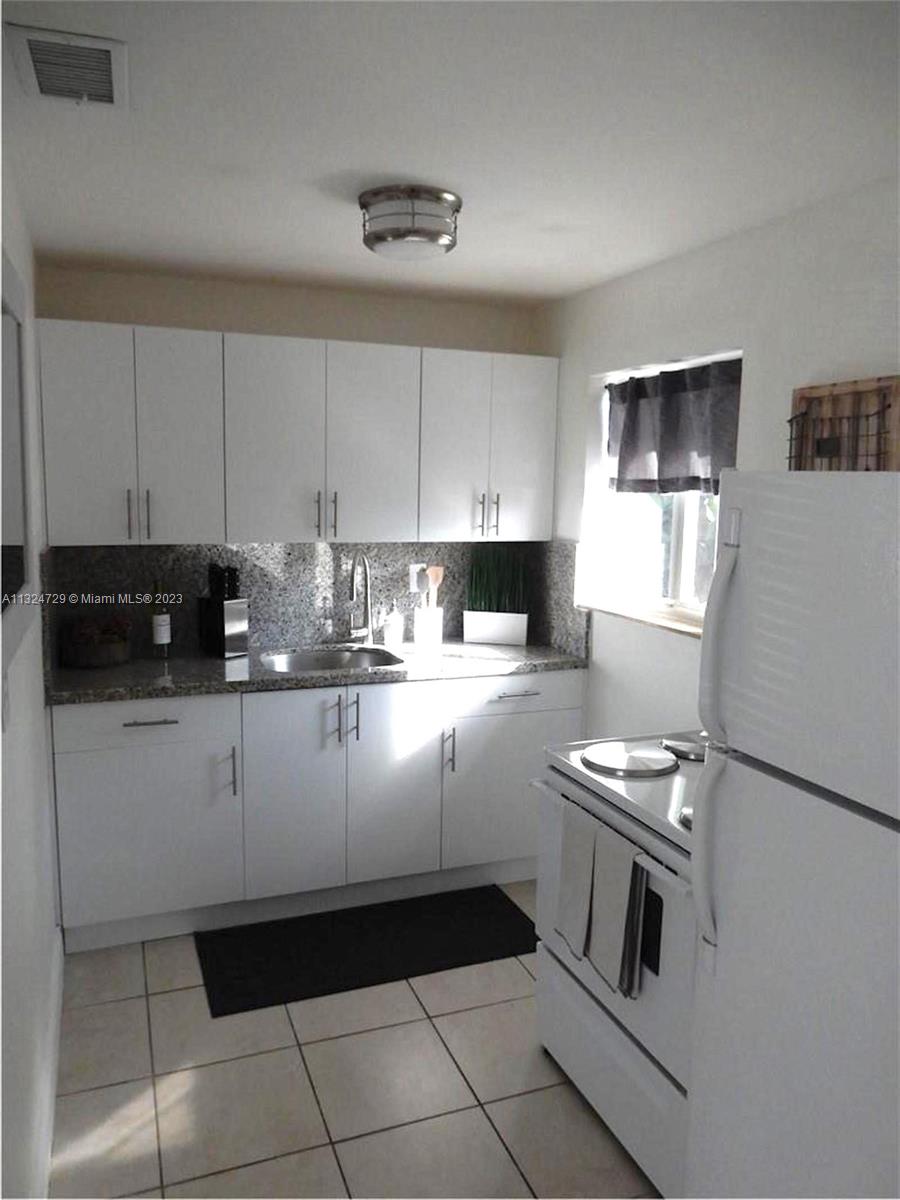 See details / 4577 sq. ft. $ 2023-01-23 0 Photo