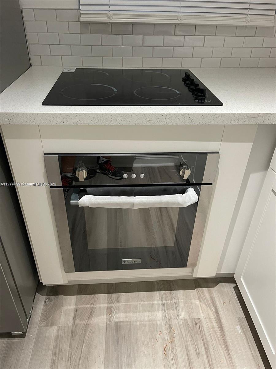 See details / 4577 sq. ft. $ 2023-01-23 0 Photo