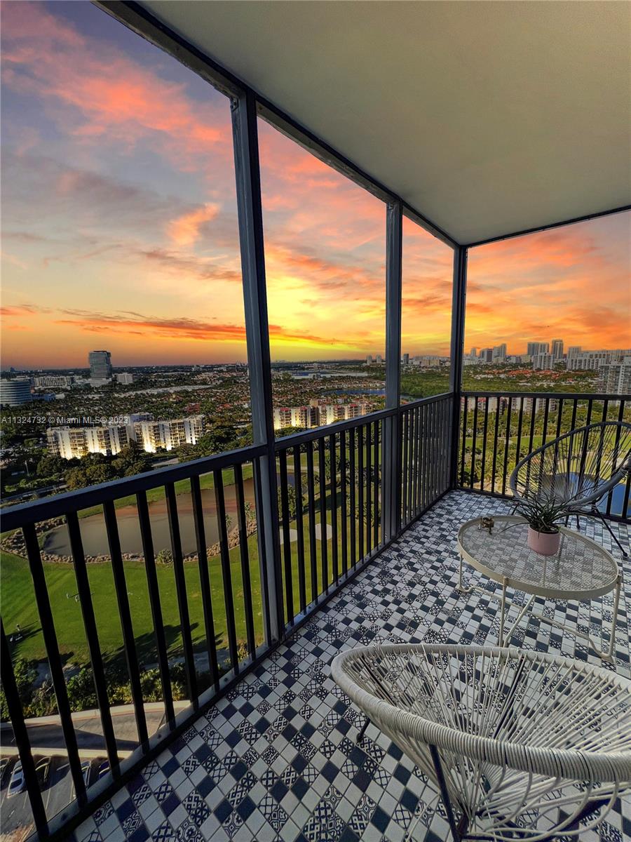 Photo of 20301 Country Club Dr #2522, Aventura, Florida, 33180 - This unit captures some of the most alluring views at sunrise or at sunset on the 25th floor