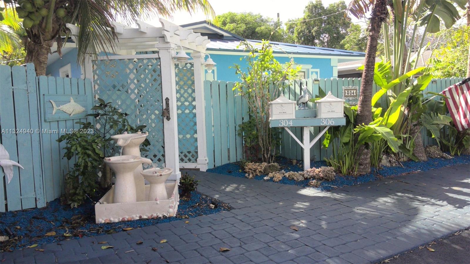 See details / 1902 sq. ft. $ 2023-01-10 0 Photo