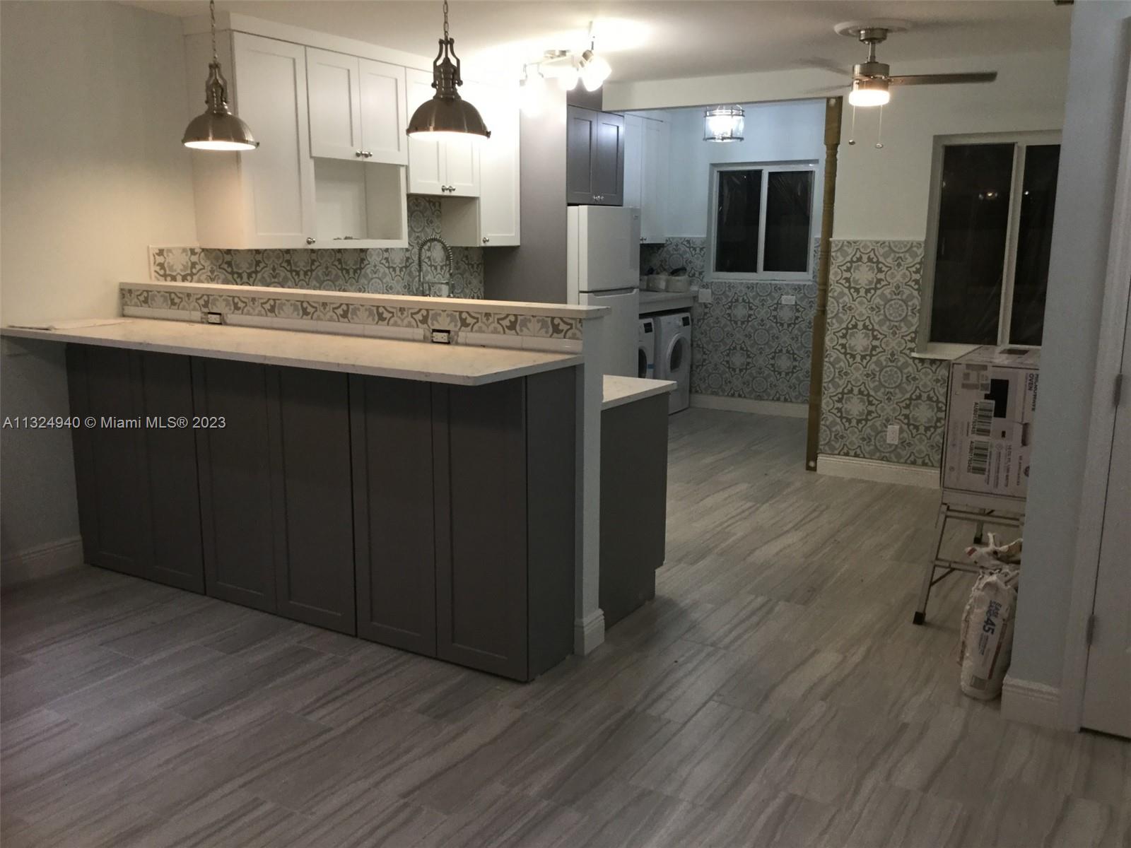 See details / 1902 sq. ft. $ 2023-01-10 0 Photo