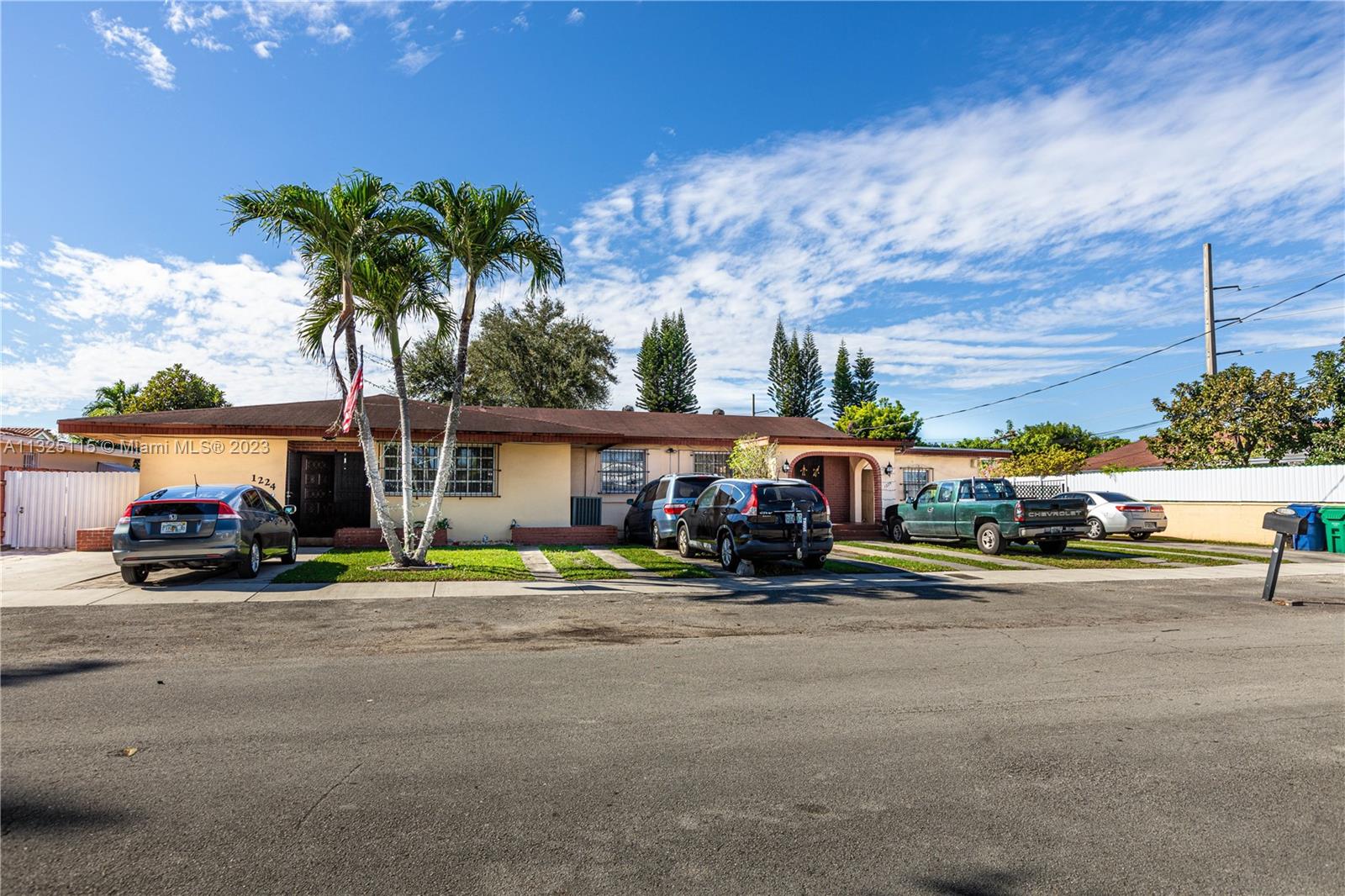 See details / 3500 sq. ft. $ 2023-01-10 0 Photo
