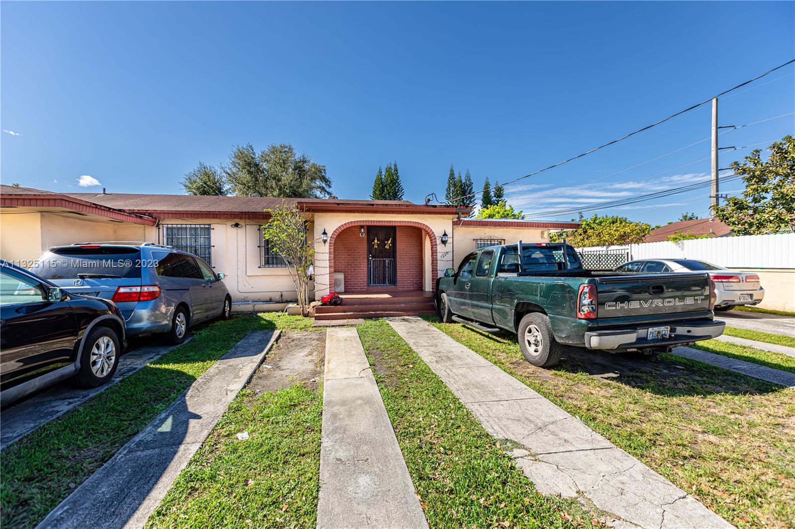 See details / 3500 sq. ft. $ 2023-01-10 0 Photo