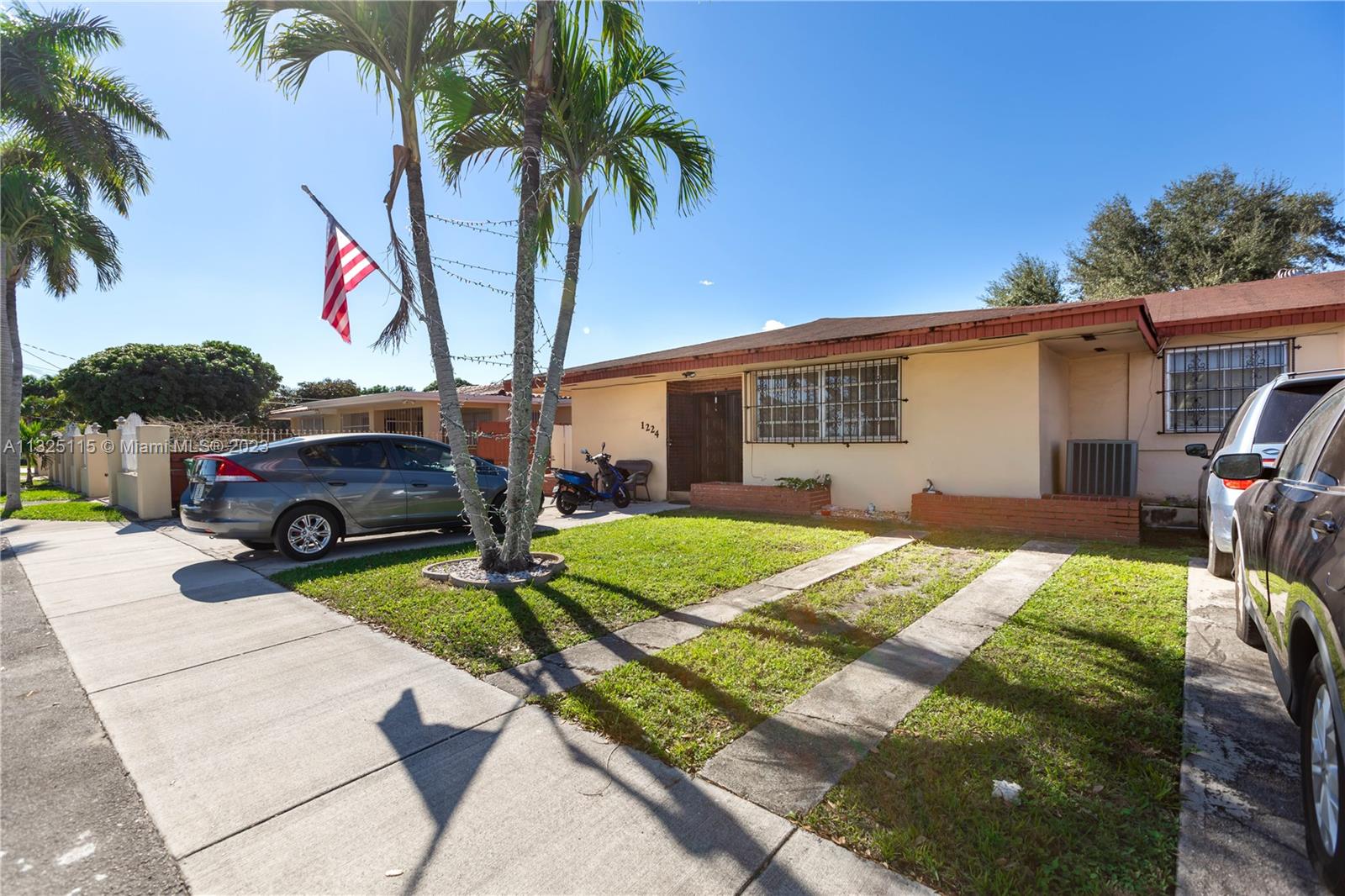 See details / 3500 sq. ft. $ 2023-01-10 0 Photo