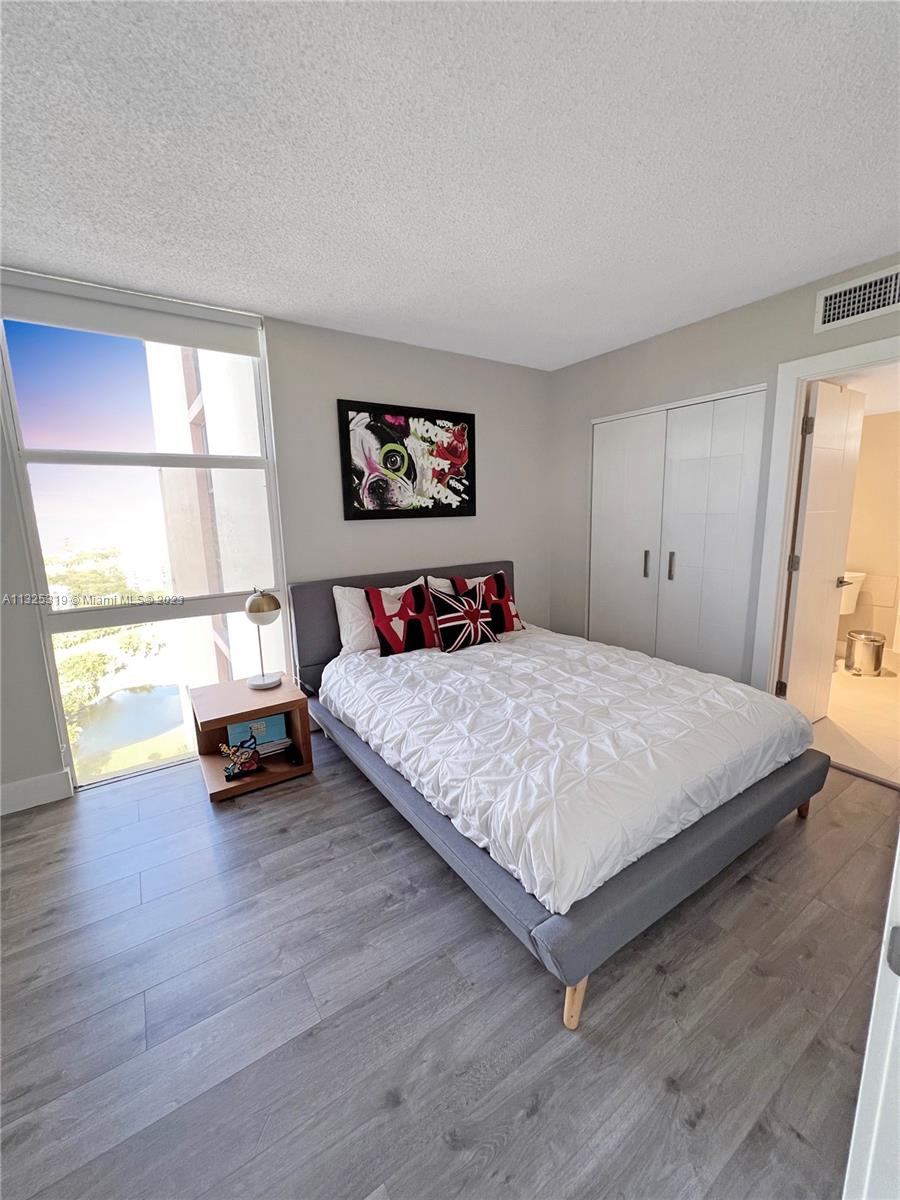 Photo of 20301 Country Club Dr #2522, Aventura, Florida, 33180 -