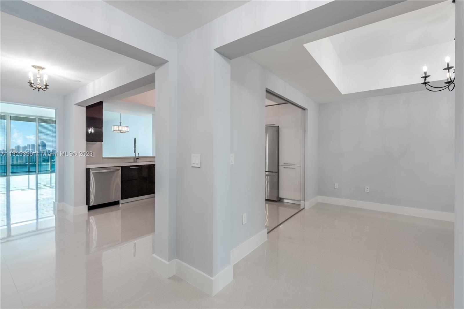 Photo of 3330 190th St #2816, Aventura, Florida, 33180 -