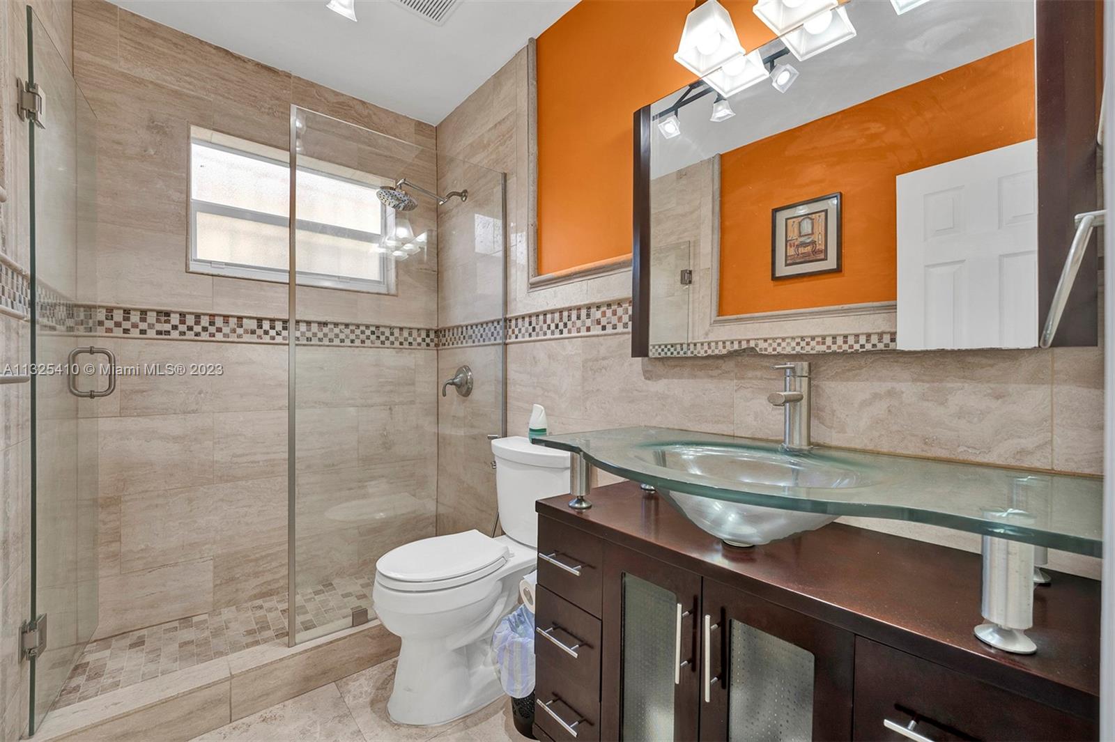 See details / 2369 sq. ft. $ 2023-01-10 0 Photo