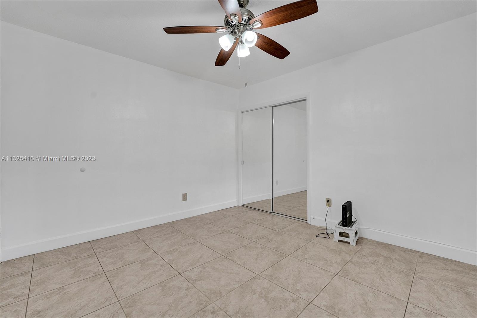 See details / 2369 sq. ft. $ 2023-01-10 0 Photo