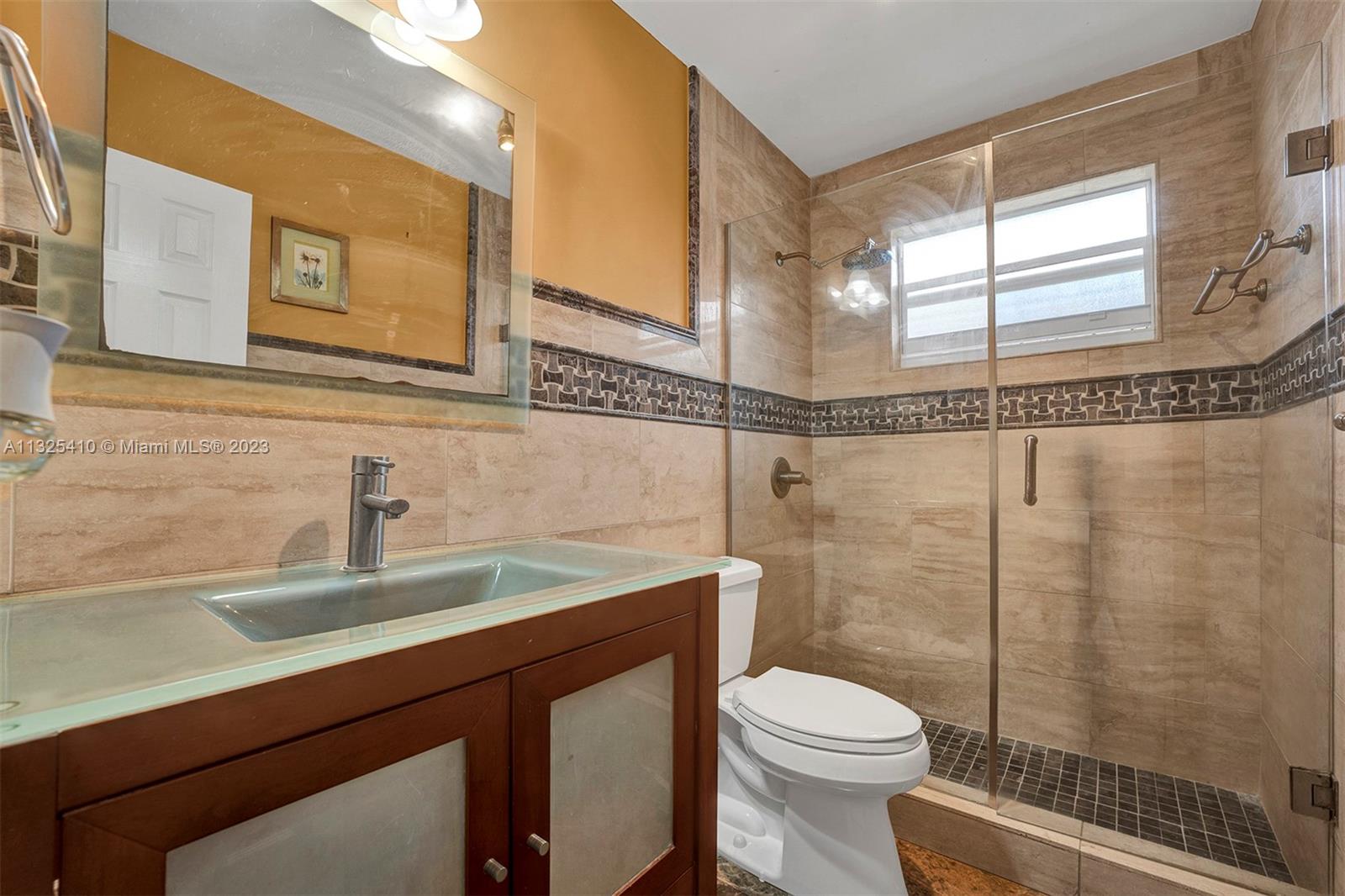 See details / 2369 sq. ft. $ 2023-01-10 0 Photo